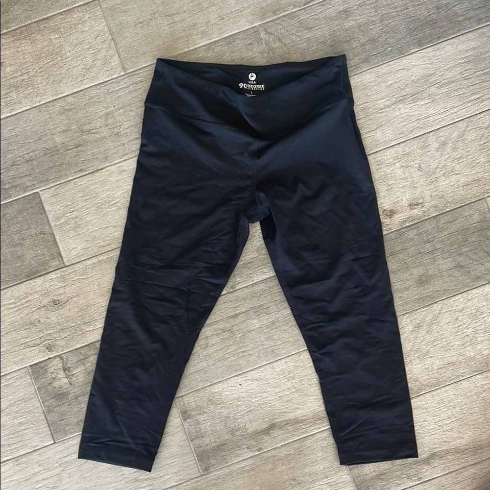 90 Degree By Reflex Black Capri Leggings